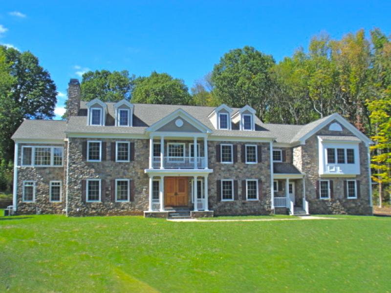 20 HAYDUK DR