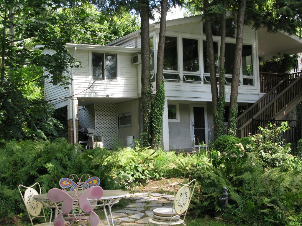 MLS #/Web ID: 2564660