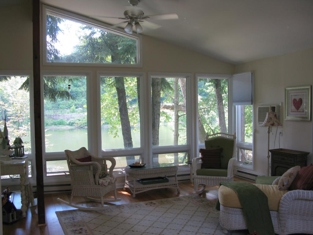 MLS #/Web ID: 2564660