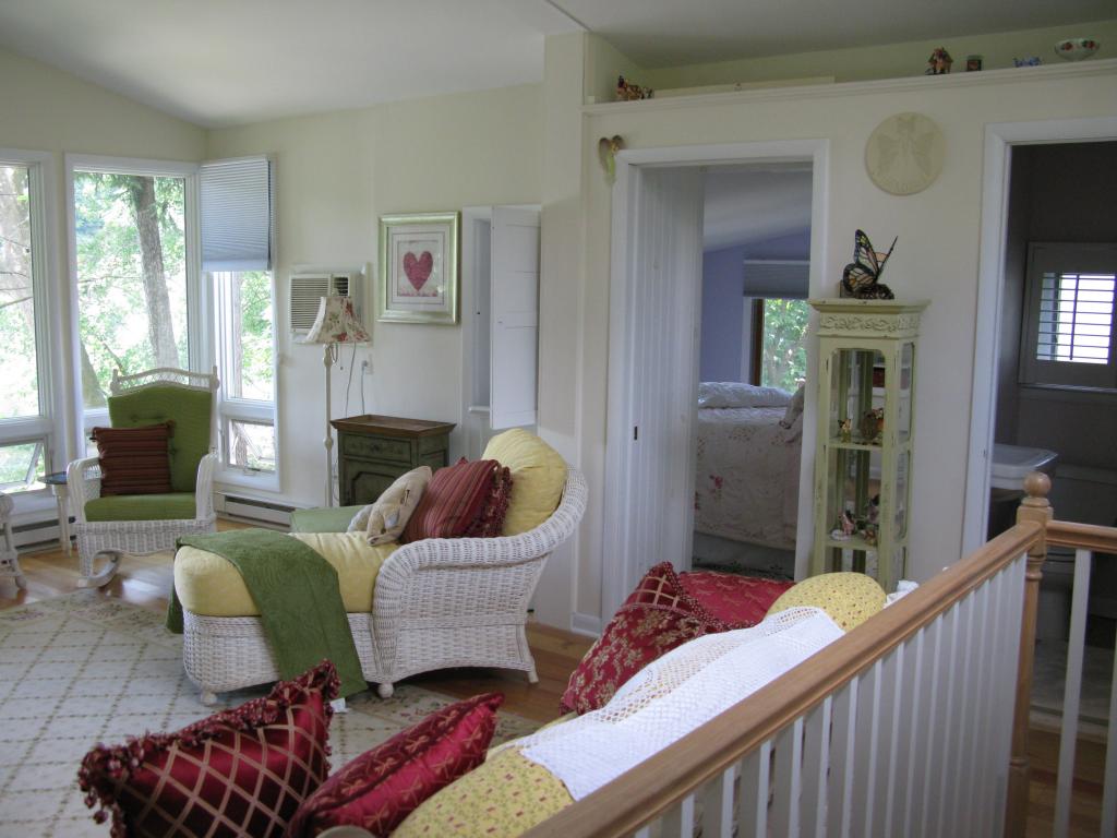 MLS #/Web ID: 2564660