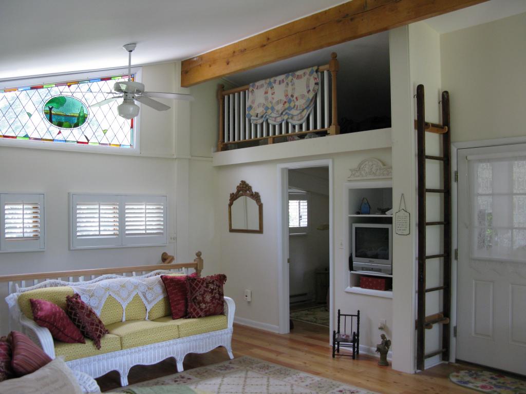 MLS #/Web ID: 2564660