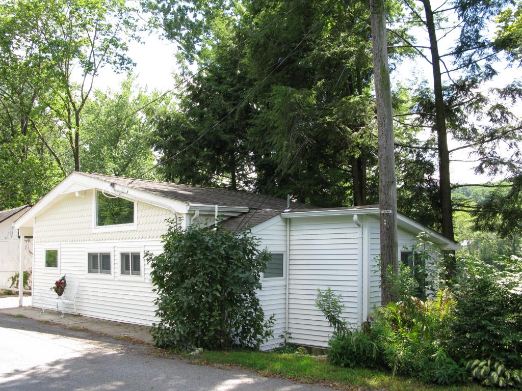 MLS #/Web ID: 2564660