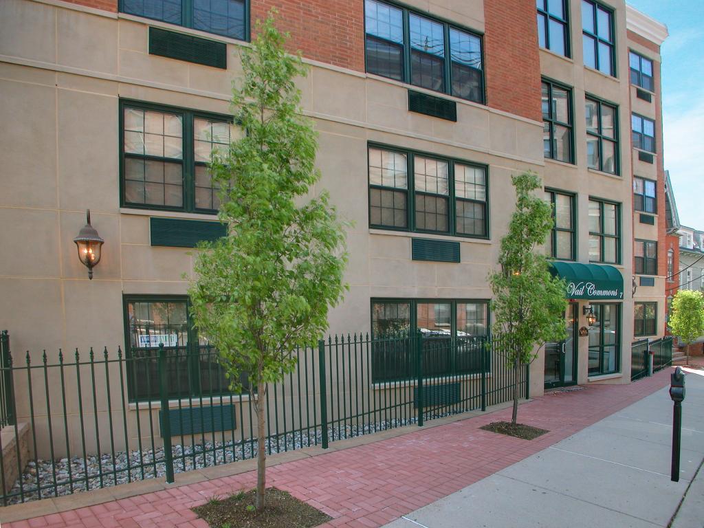 7 PROSPECT STreet 806