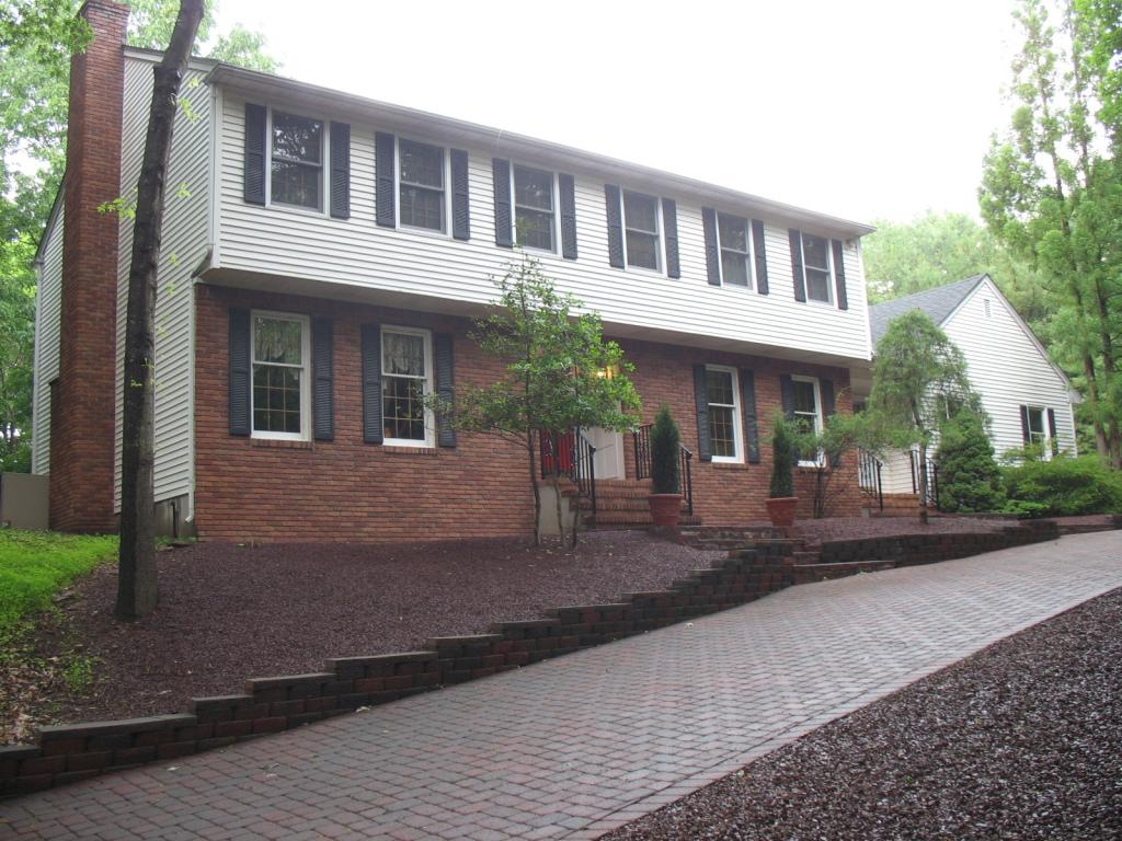 86 STONY BROOK ROAD
