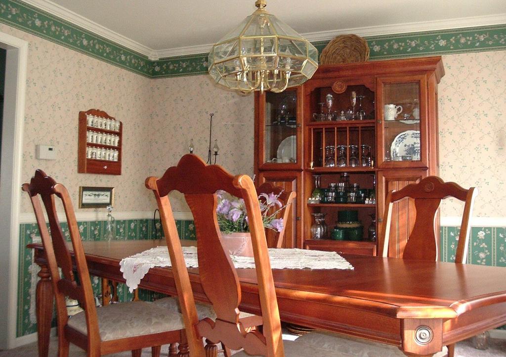 MLS #/Web ID: 2691360
