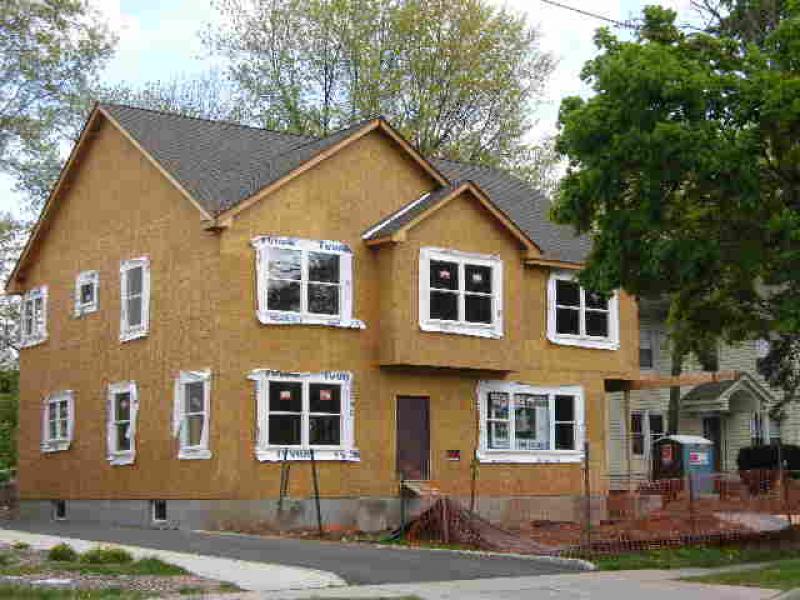 MLS #/Web ID: 2698660