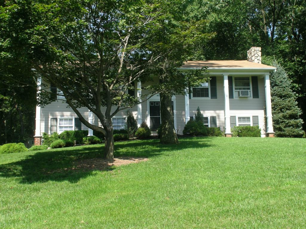 MLS #/Web ID: 2701560