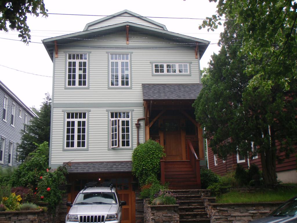 18 HACKETT PL