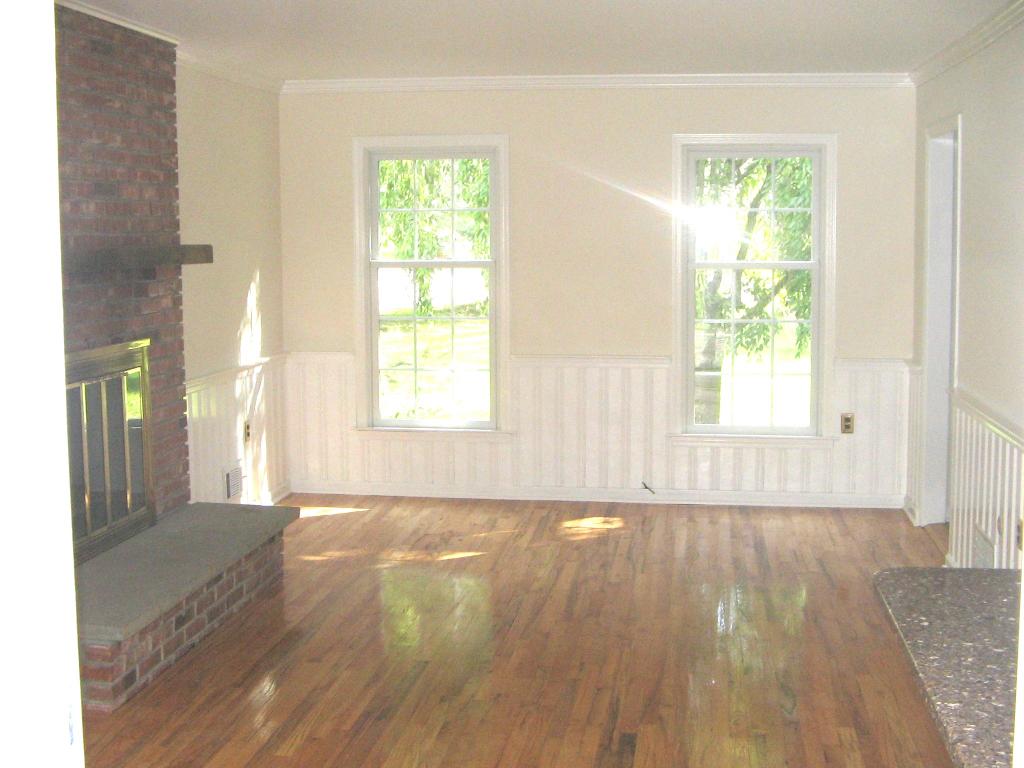 3 Woods Edge Court