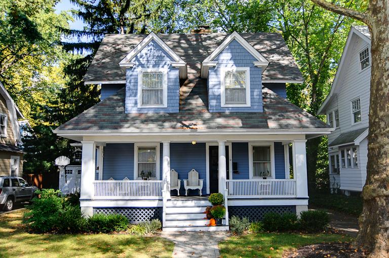 10 LAUREL PL