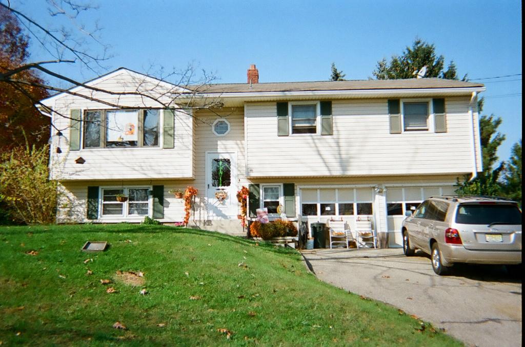 MLS #/Web ID: 2724760