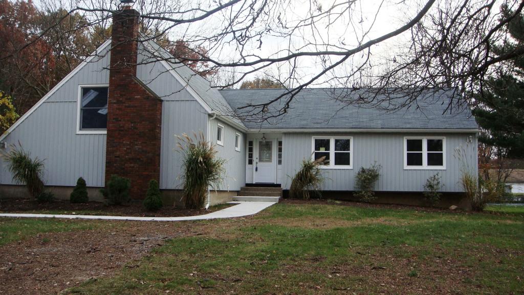 MLS #/Web ID: 2726160