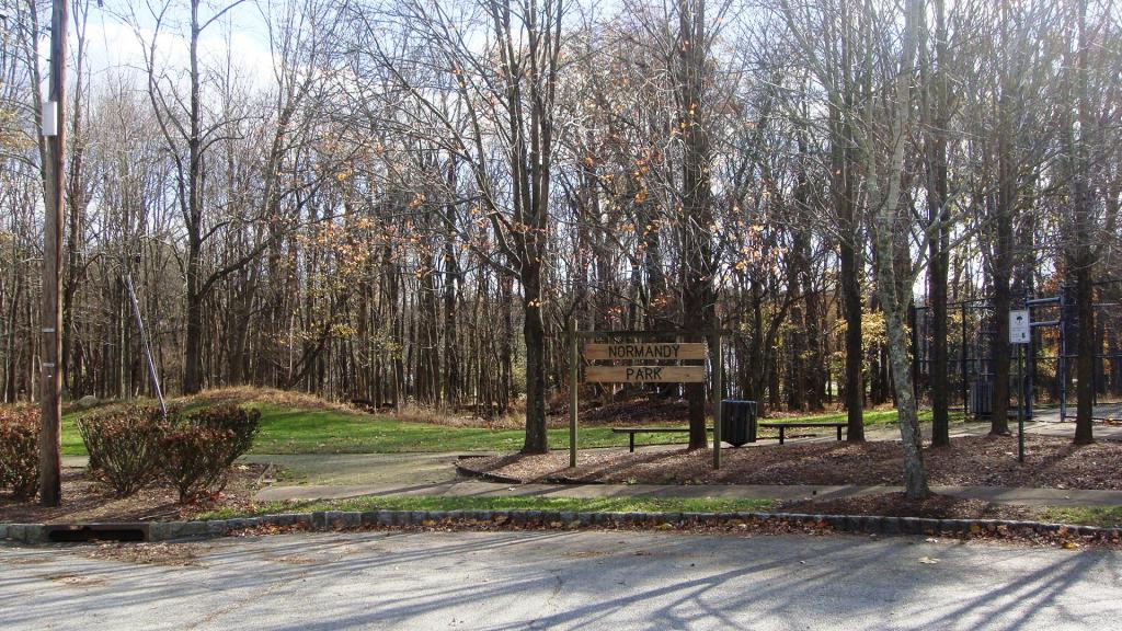 MLS #/Web ID: 2726160