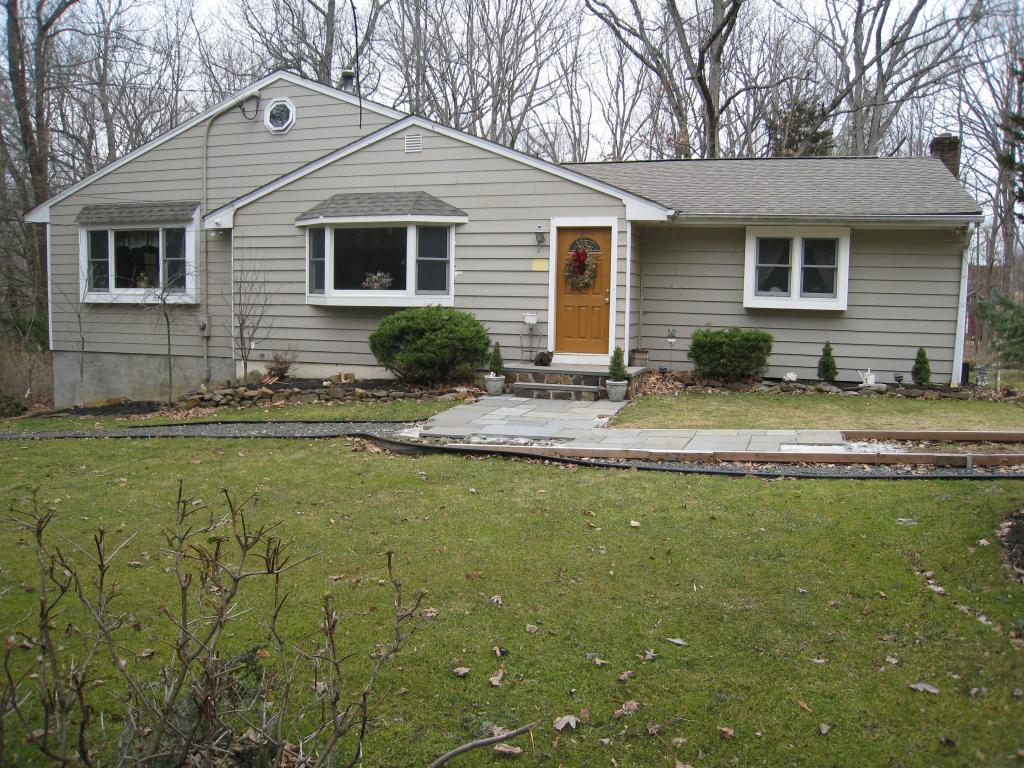 MLS #/Web ID: 2728460