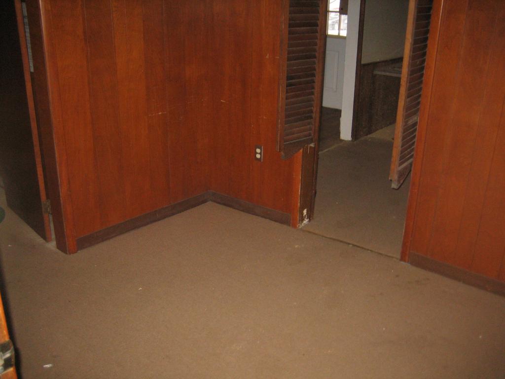 13 Ames Blvd.