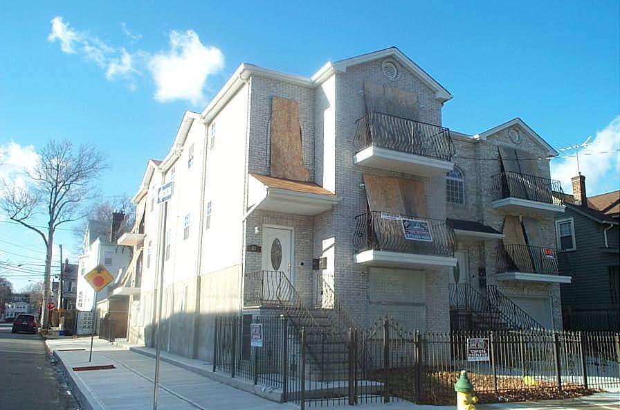 MLS #/Web ID: 2639561