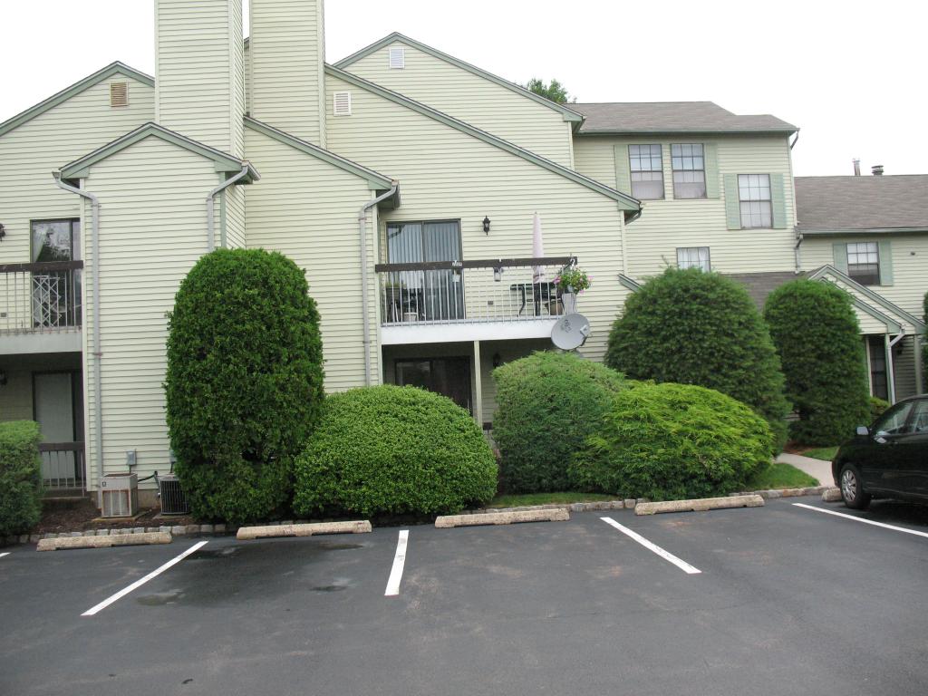 2204 WOODBRIDGE COMNS WAY