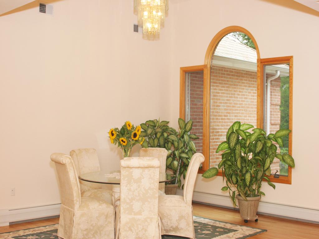 MLS #/Web ID: 2701861