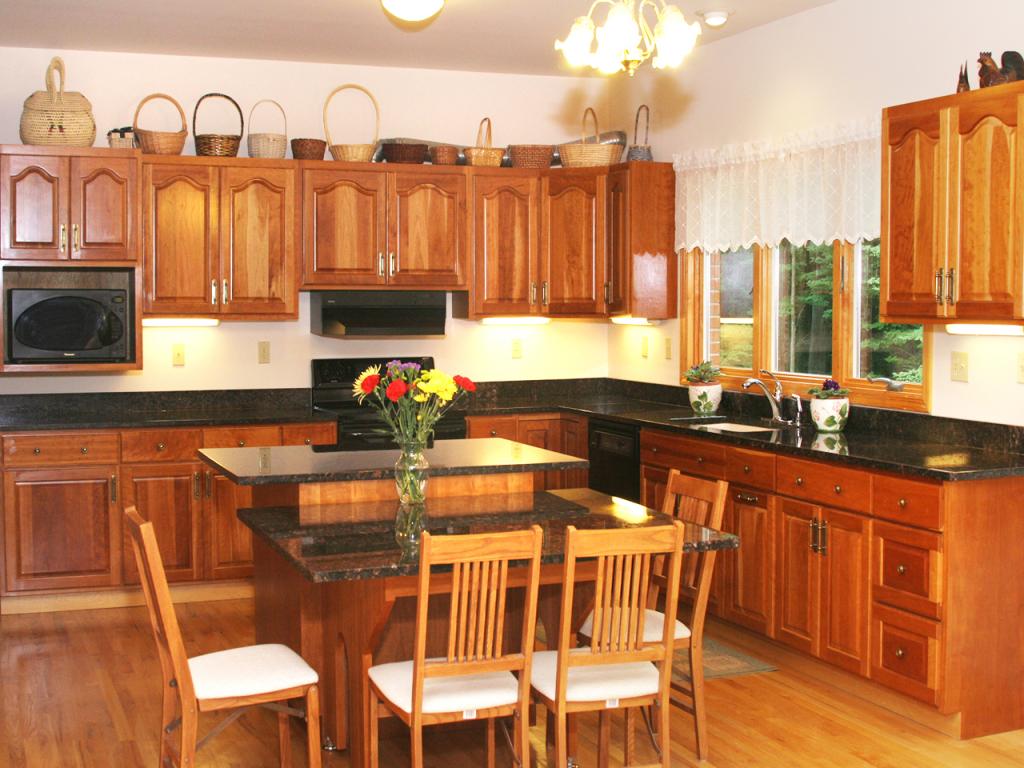 MLS #/Web ID: 2701861