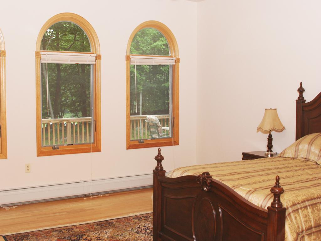 MLS #/Web ID: 2701861