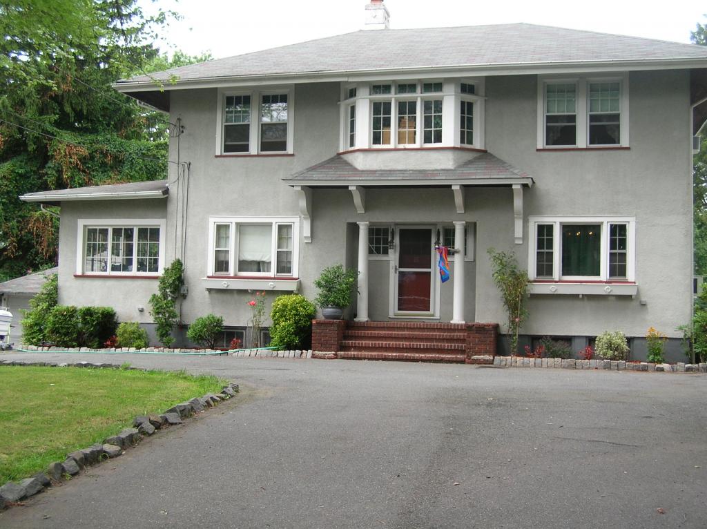 25 New St