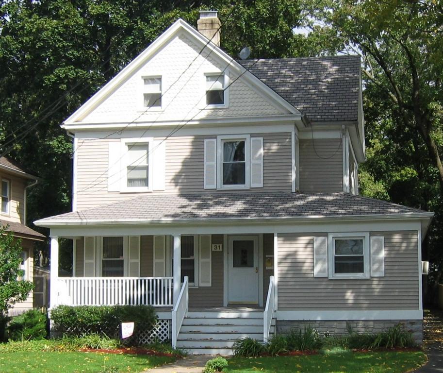 31 FRANKLIN PL