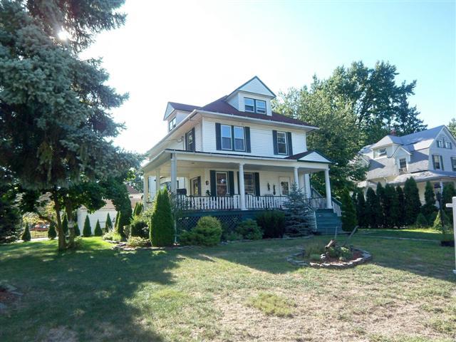 MLS #/Web ID: 2711961