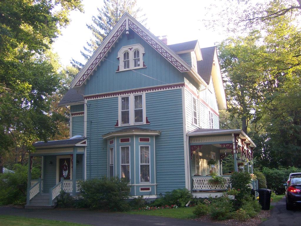 12 FAIRVIEW AVE