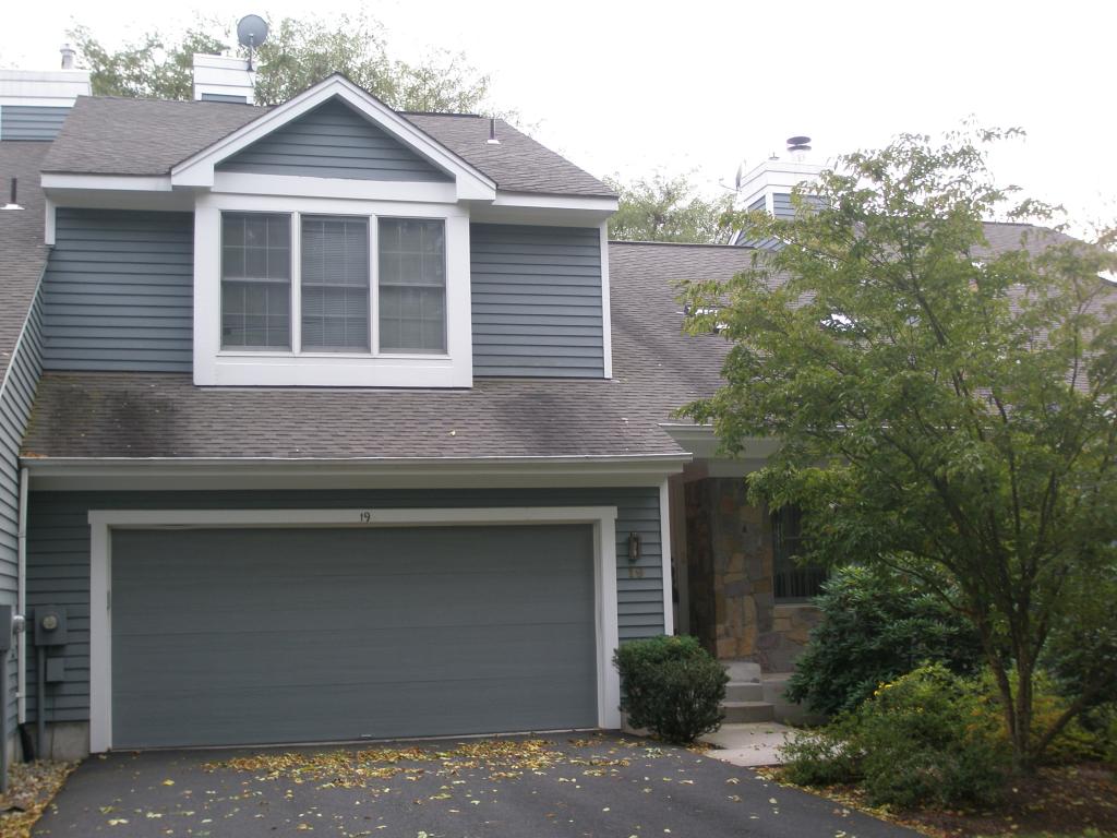 19 LOCKHAVEN CT