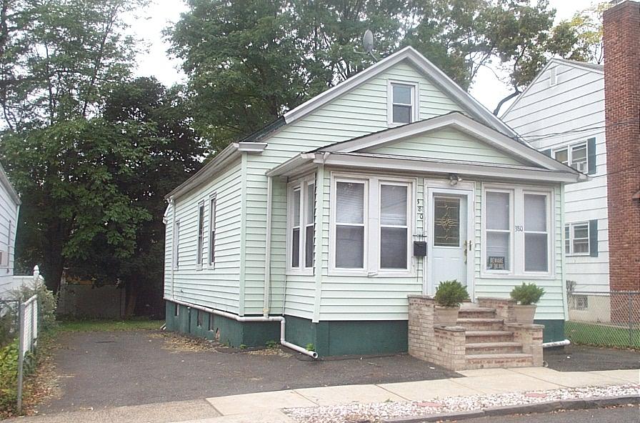 380 RUSSELL ST