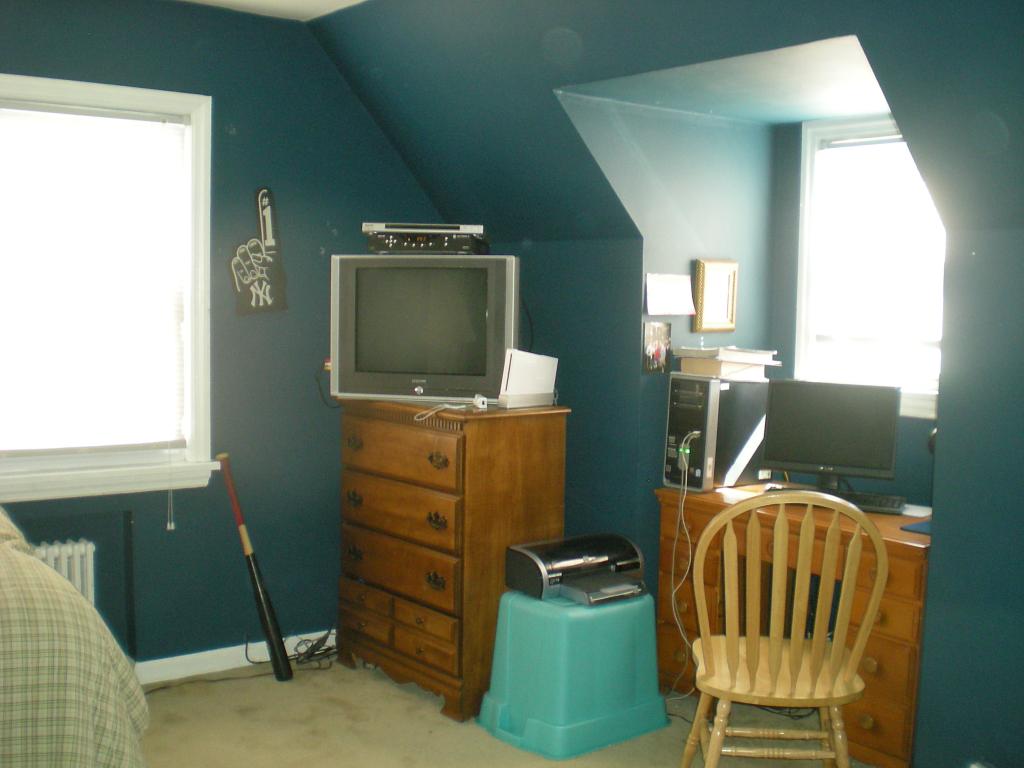 9-07 HENDERSON BLVD