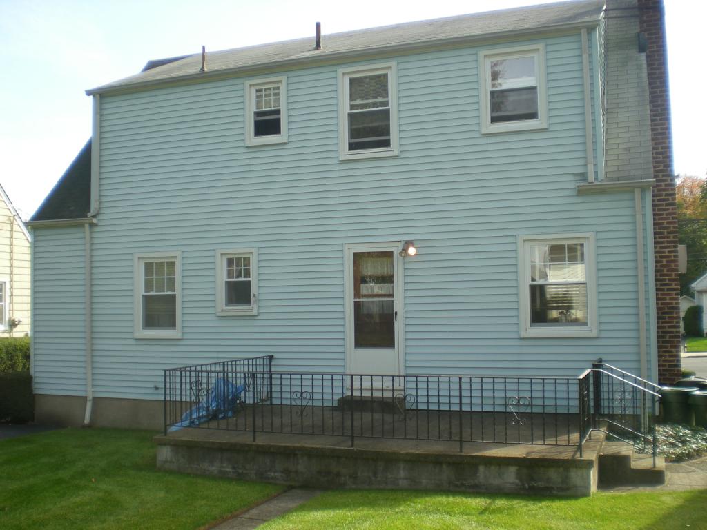 9-07 HENDERSON BLVD