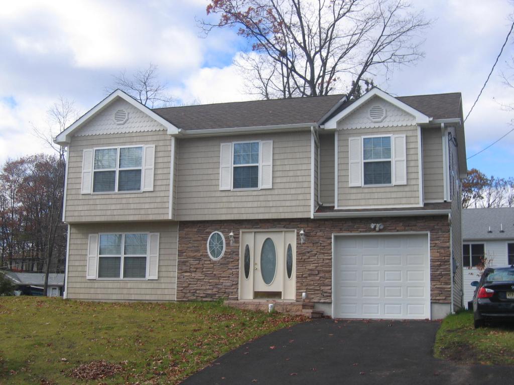8 KEITH RD