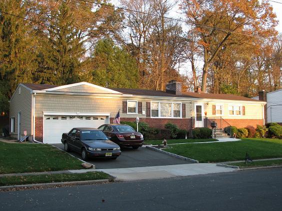 MLS #/Web ID: 2727261