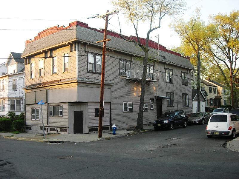 103 PAINE AVE