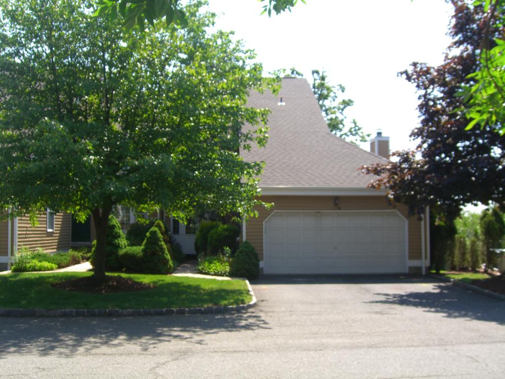 236 Crescenzi Court