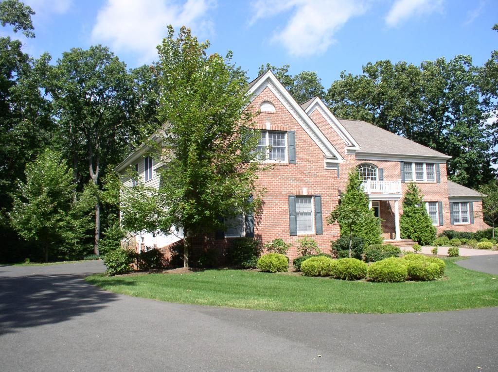 19 Laurel Mountain Way