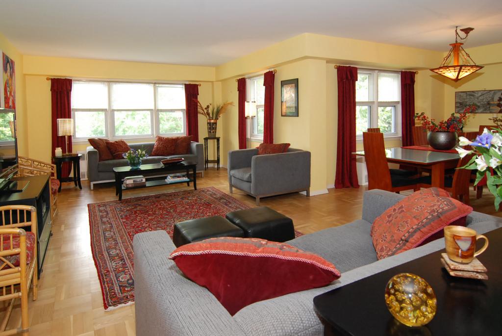 MLS #/Web ID: 2698262
