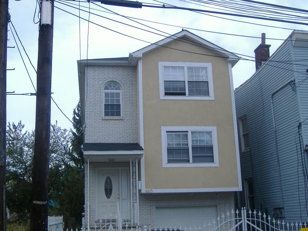 MLS #/Web ID: 2719162