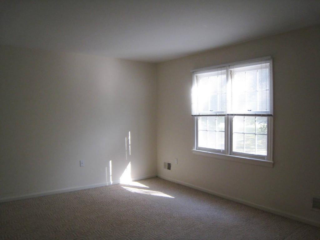 MLS #/Web ID: 2722162