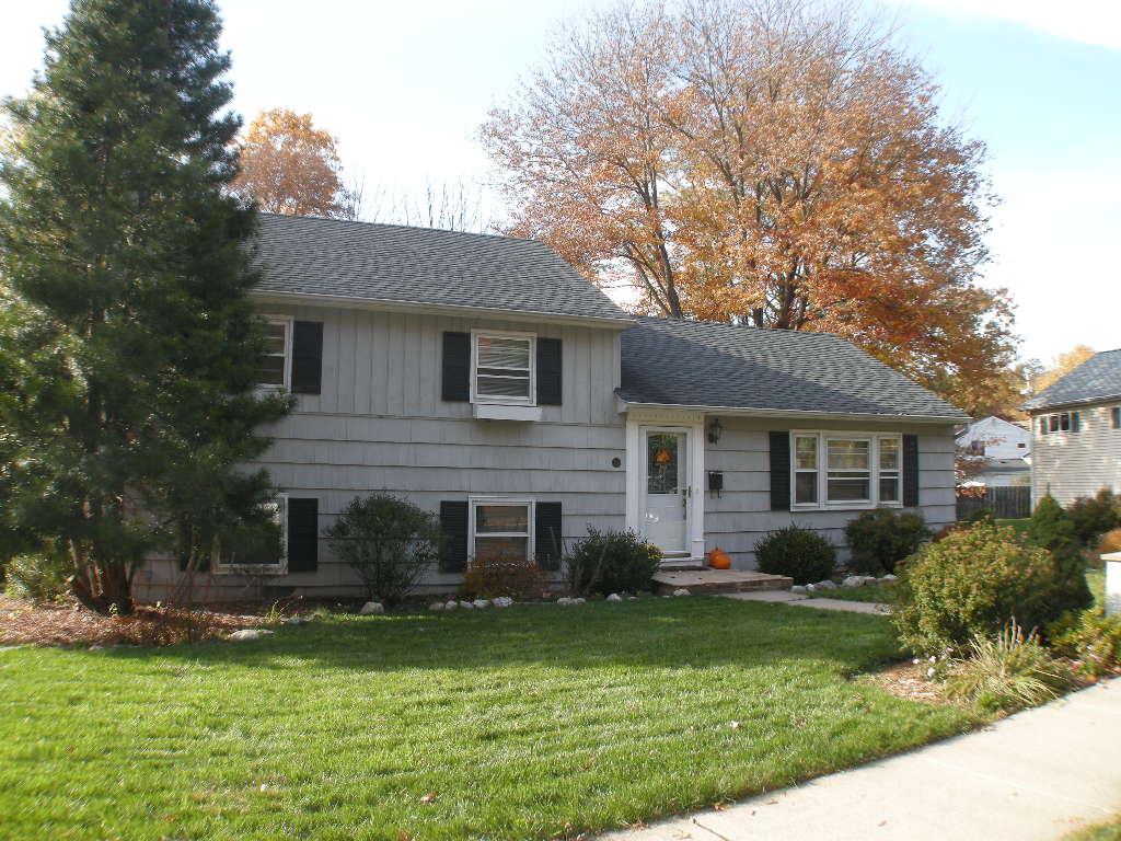 27 DOGWOOD RD