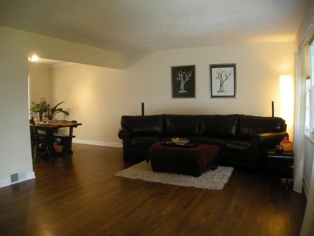27 DOGWOOD RD