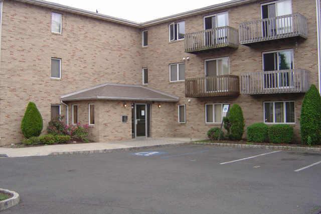 MLS #/Web ID: 2724862