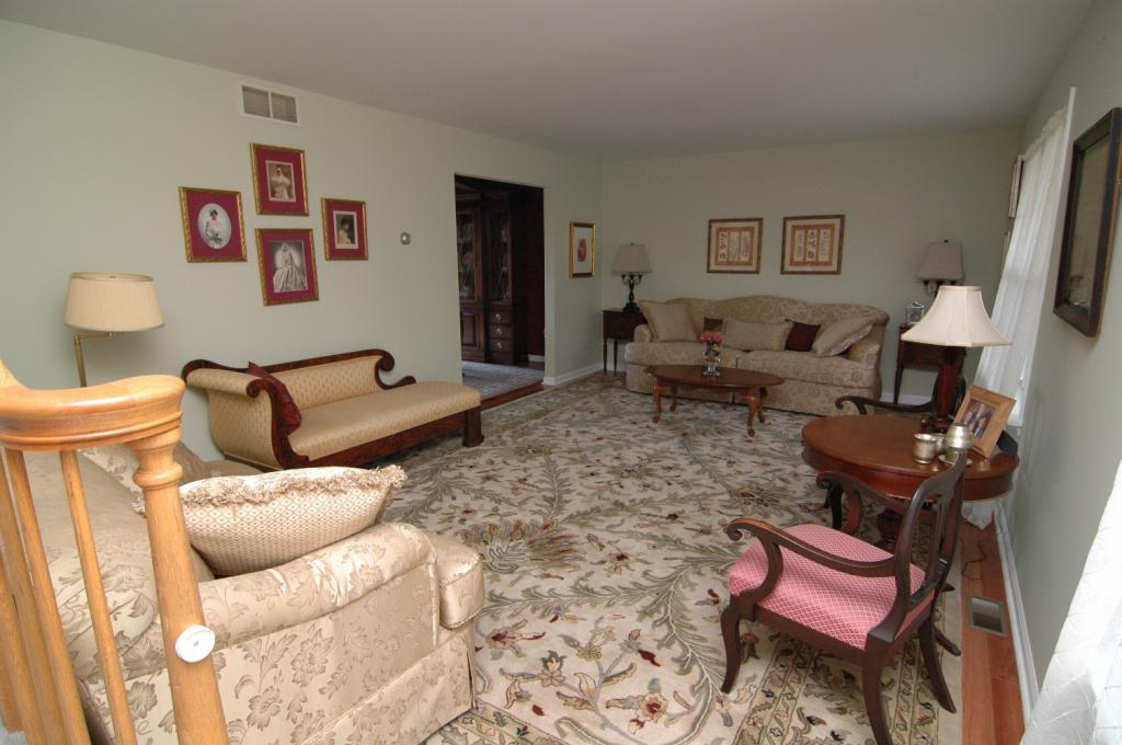 MLS #/Web ID: 2725762