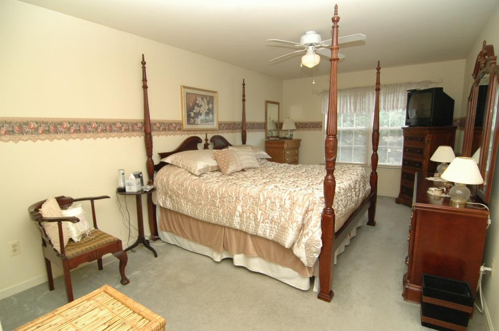 MLS #/Web ID: 2725762