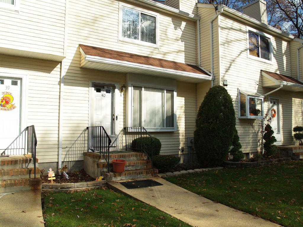 MLS #/Web ID: 2728962