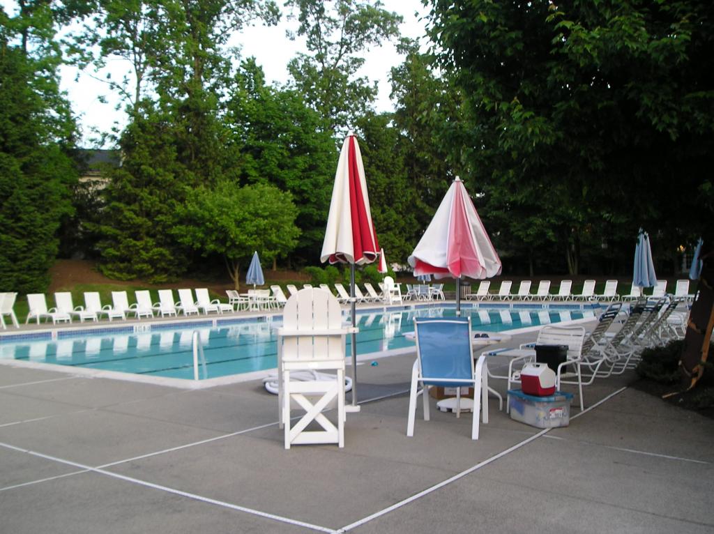 40 HICKORY WAY