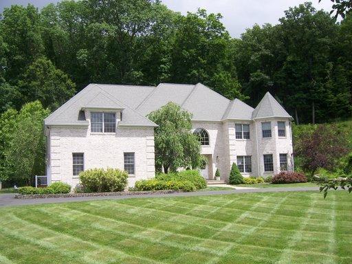 110 LAMBERT DR