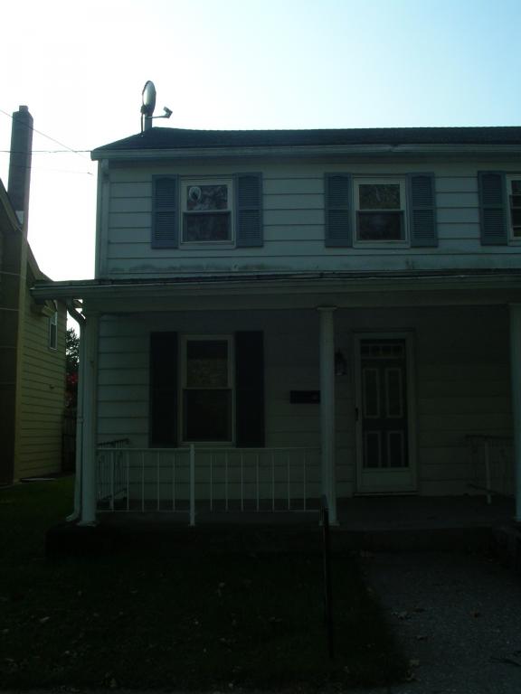 22 RACE STREET