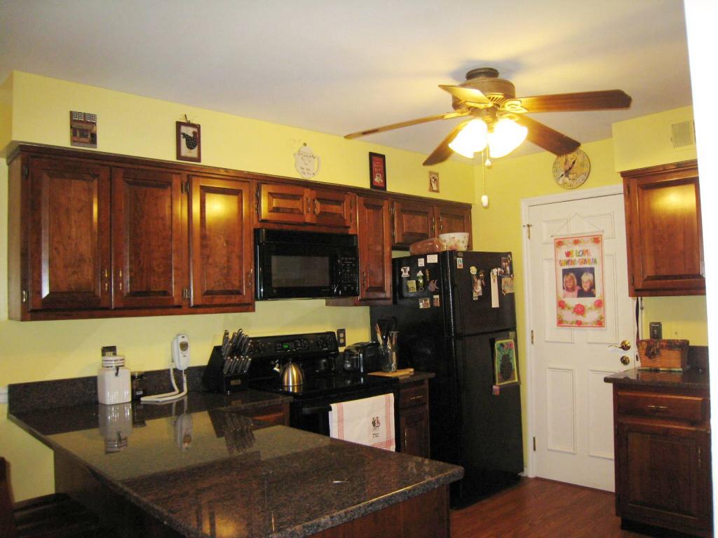 MLS #/Web ID: 2700863